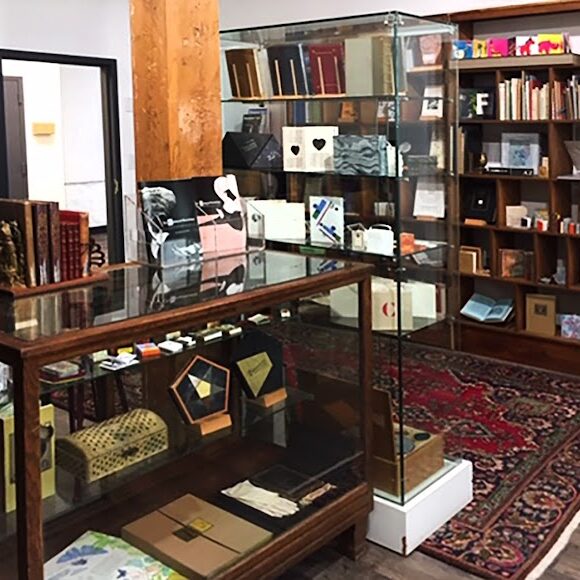 Kelmscott Bookshop